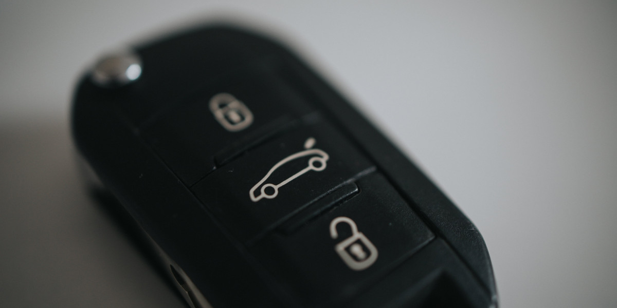 What's The Job Market For Car Locksmith Emergency Professionals Like?
